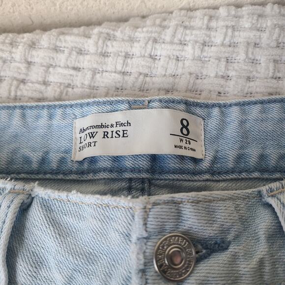 American Eagle Outfitters Blue Distressed Jean Shorts Size 8 29W - Picture 8 of 11